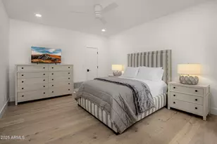 10041 N 52nd Pl, Paradise Valley, AZ 85253 - Photo 14