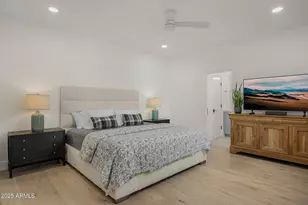 10041 N 52nd Pl, Paradise Valley, AZ 85253 - Photo 12