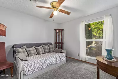 9033 W Hatcher Road, Peoria, AZ 85345 - Photo 22