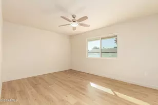 10452 W Meade Dr, Sun City, AZ 85351 - Photo 16