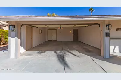 10452 W Meade Drive, Sun City, AZ 85351 - Photo 28