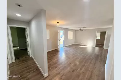 2002 E Saint Anne Avenue, Phoenix, AZ 85042 - Photo 2