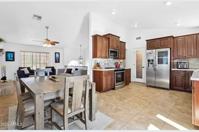 1255 W Sea Shell Drive, Gilbert, AZ 85233 - Photo 8