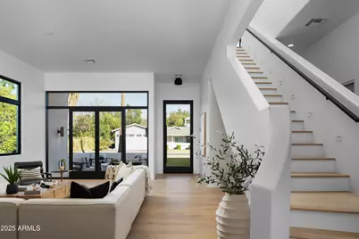 4120 N 44th Place, Phoenix, AZ 85018 - Photo 4