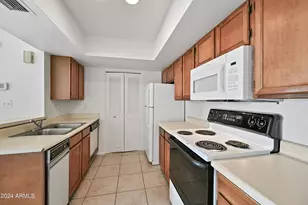 4730 W Northern Ave, Glendale, AZ 85301 - Photo 6