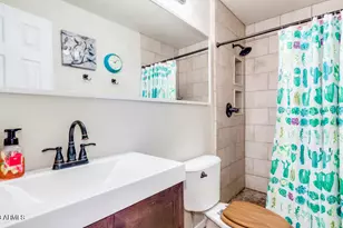 1430 E Meadowbrook Ave, Phoenix, AZ 85014 - Photo 8