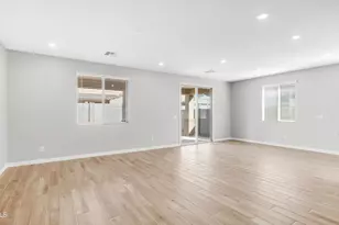 18372 W Villa Chula Ln, Surprise, AZ 85387 - Photo 6