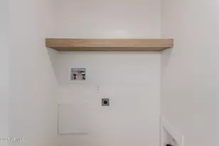 5201 W Camelback Rd, Phoenix, AZ 85031 - Photo 14