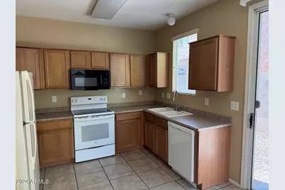 5322 W Odeum Lane, Phoenix, AZ 85043 - Photo 2