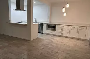 3416 N 44th St, Phoenix, AZ 85018 - Photo 2