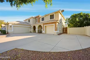 331 E Phelps St, Gilbert, AZ 85295 - Photo 2