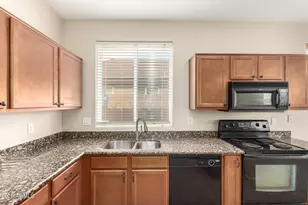 3908 E Minton St, Phoenix, AZ 85042 - Photo 12