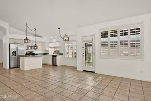 4519 E Lone Cactus Dr, Phoenix, AZ 85050 - Photo 10