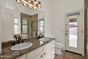 4519 E Lone Cactus Dr, Phoenix, AZ 85050 - Photo 18