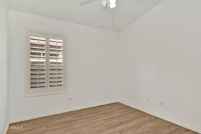 4519 E Lone Cactus Drive, Phoenix, AZ 85050 - Photo 24