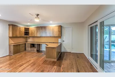 7337 E Echo Lane, Scottsdale, AZ 85258 - Photo 18