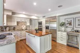 7337 E Echo Ln, Scottsdale, AZ 85258 - Photo 16