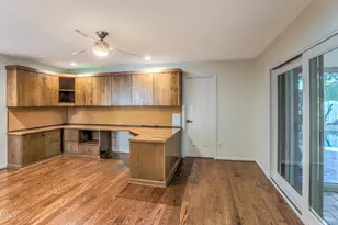 7337 E Echo Ln, Scottsdale, AZ 85258 - Photo 18