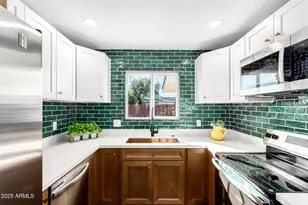 5237 E Dallas St, Mesa, AZ 85205 - Photo 10