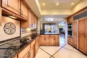 10152 E Topaz Dr, Scottsdale, AZ 85258 - Photo 12