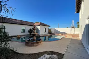 8200 W Orangewood Ave, Glendale, AZ 85303 - Photo 68