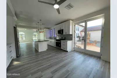 8200 W Orangewood Avenue, Glendale, AZ 85303 - Photo 24