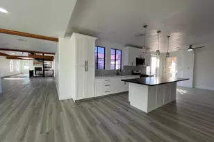 8200 W Orangewood Ave, Glendale, AZ 85303 - Photo 30