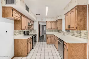 1418 W Keim Dr, Phoenix, AZ 85013 - Photo 12