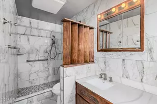 1418 W Keim Dr, Phoenix, AZ 85013 - Photo 18