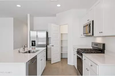 22108 N Dawn View Drive, Maricopa, AZ 85139 - Photo 10