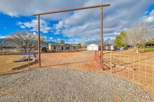 2054 S Schaeffer Ln, Camp Verde, AZ 86322 - Photo 2
