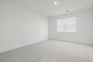 32968 N Vineyard Ave, San Tan Valley, AZ 85143 - Photo 12