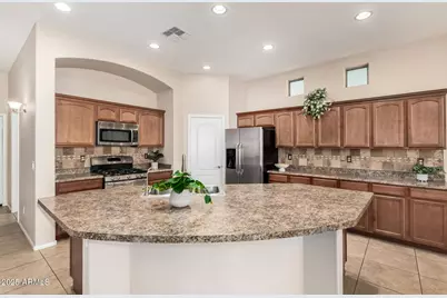 18226 W Stinson Drive, Surprise, AZ 85374 - Photo 10