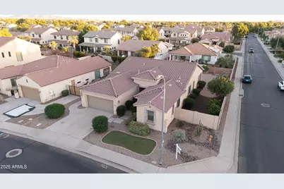 453 W Lantana Place, Chandler, AZ 85248 - Photo 1