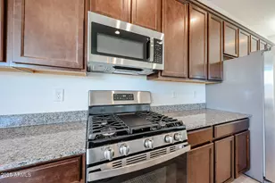 25109 N 75th Ln, Peoria, AZ 85383 - Photo 4