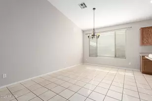 939 S Roca St, Gilbert, AZ 85296 - Photo 8