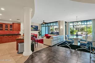 8 Biltmore Estate, Phoenix, AZ 85016 - Photo 1