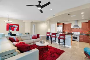 8 Biltmore Estate, Phoenix, AZ 85016 - Photo 2