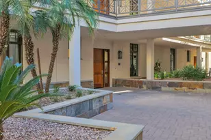 8 Biltmore Estate, Phoenix, AZ 85016 - Photo 6