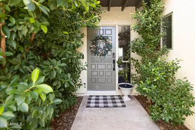 2906 E Avenida Olivos --, Phoenix, AZ 85016 - Photo 1