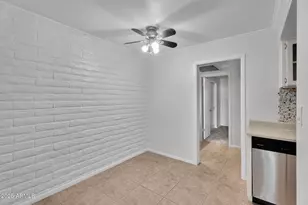 3737 E Turney Ave, Phoenix, AZ 85018 - Photo 14