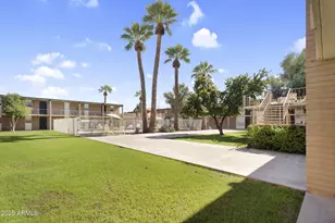 3737 E Turney Ave, Phoenix, AZ 85018 - Photo 30