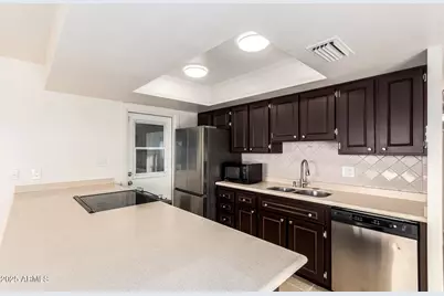 8450 E Indianola Avenue, Scottsdale, AZ 85251 - Photo 8