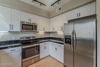 615 E Portland Street #Unit 277, Phoenix, AZ 85004 - Photo 14