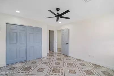 5827 W Rosewood Lane, Phoenix, AZ 85031 - Photo 16