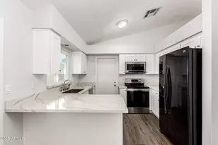 1810 W Mission Dr, Chandler, AZ 85224 - Photo 10