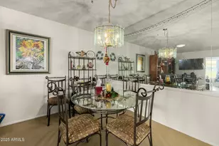 10630 W Tropicana Cir, Sun City, AZ 85351 - Photo 12