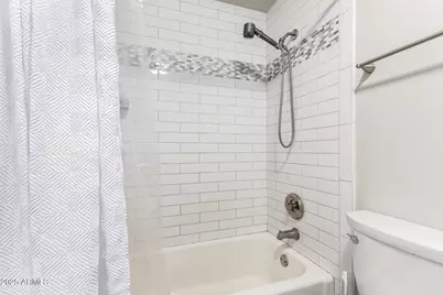 4750 N Central Avenue #L6, Phoenix, AZ 85012 - Photo 12