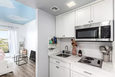 4750 N Central Avenue #L6, Phoenix, AZ 85012 - Photo 4