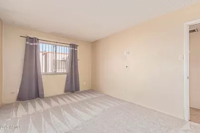 5044 N 40th Avenue, Phoenix, AZ 85019 - Photo 18